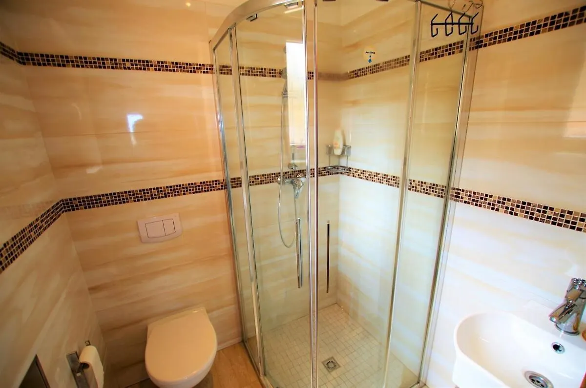 V&V Lloret-Villa Christine, Villa Lujosa Para 17 Personas Lloret de Mar 0*,  Spanje